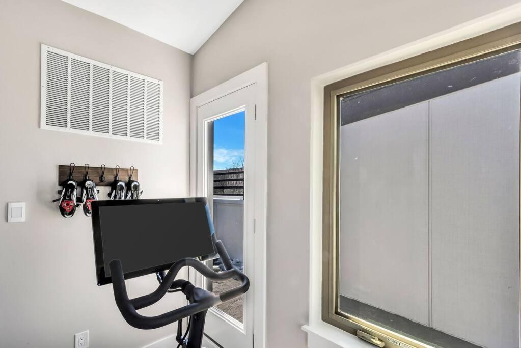 Private Rooftop Patio + 4 Story Home In Downtown Fw Fort Worth Exteriör bild